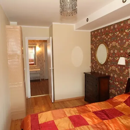 Poldeotsa Apartment
